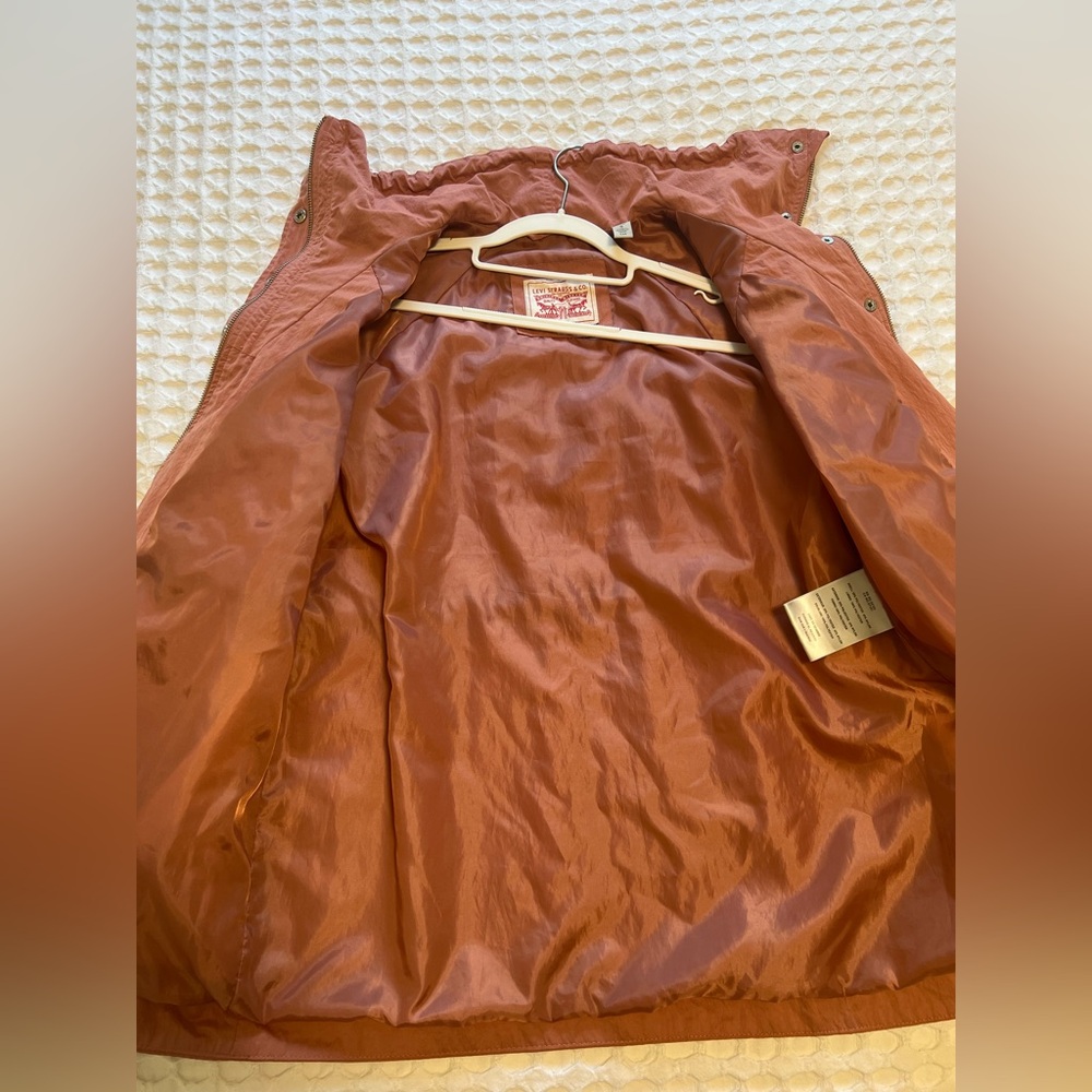 Levi’s Rusty Pink Lightweight Utility Jacket - Picture 9 of 13